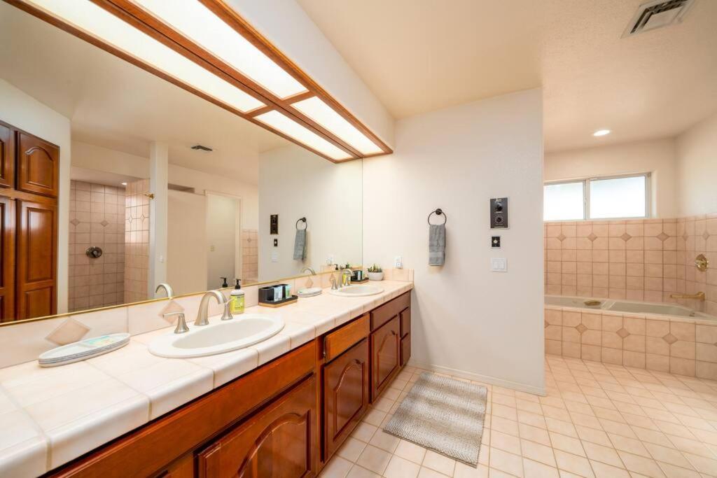Grand Havasu Oasis With Custom Pool & Spa! Lake Havasu City Dış mekan fotoğraf